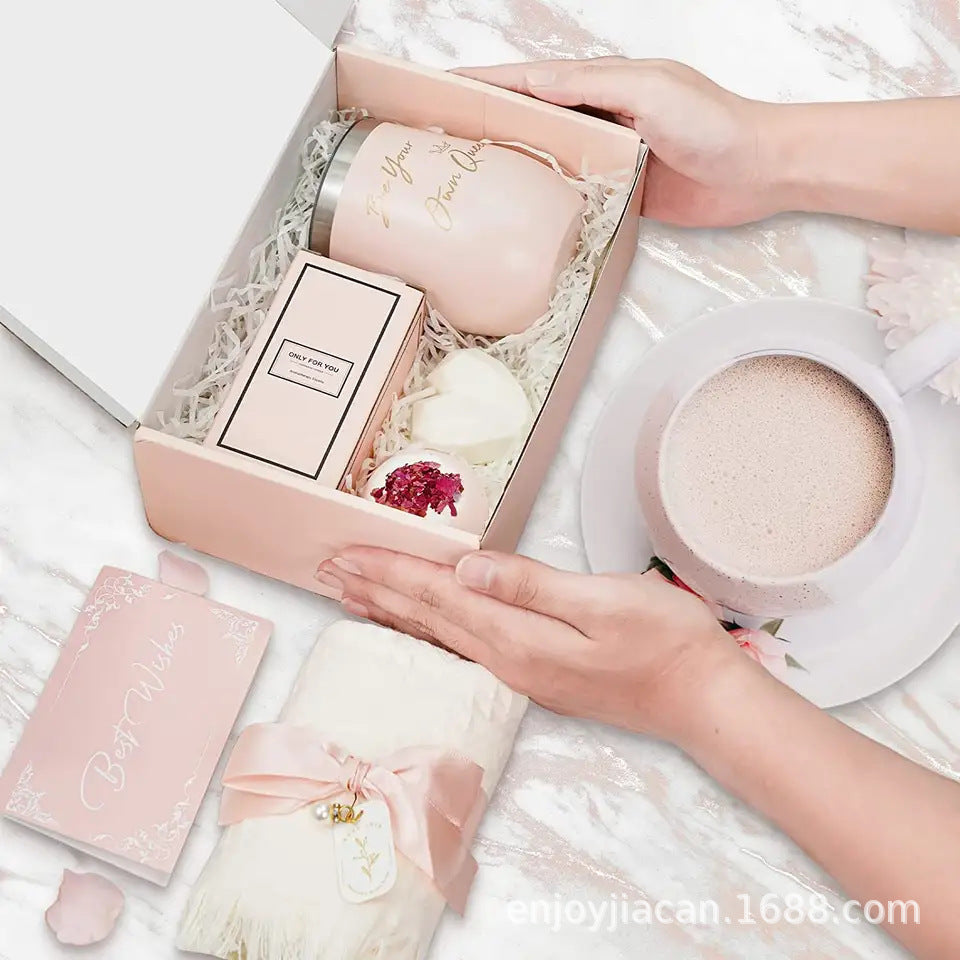 BloomBath – Luxe Badegave Sett for Avslapning Luvikno