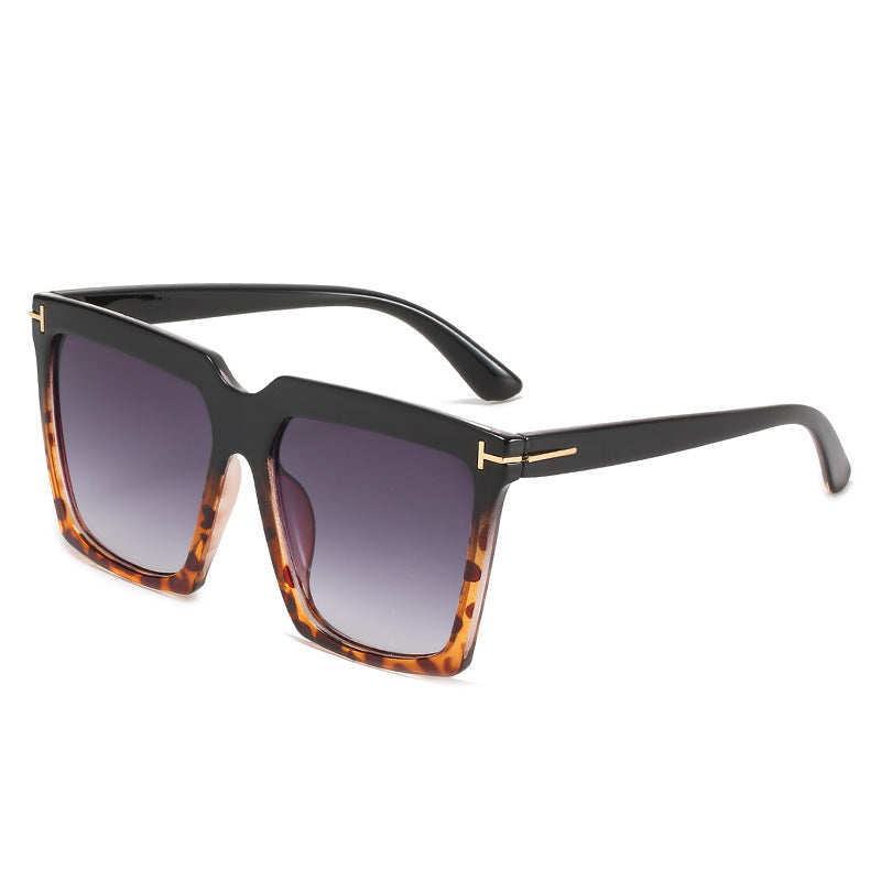 Dame oversized firkantet solbrille med luksuriøse aksenter Luvikno