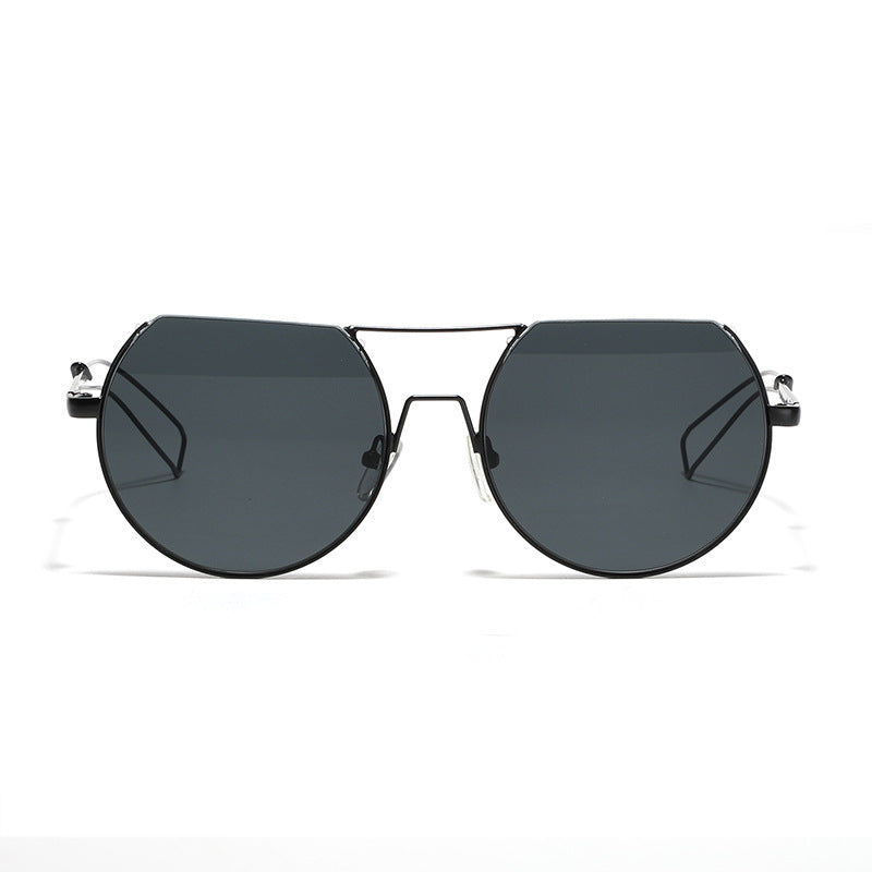 Damer stilige oversized solbriller med innovativ ramme Luvikno