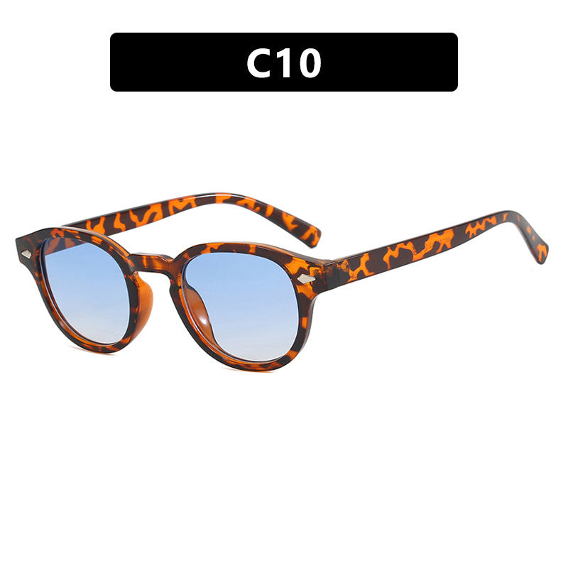 Dame moteriktig solbrille i elegant stil Luvikno