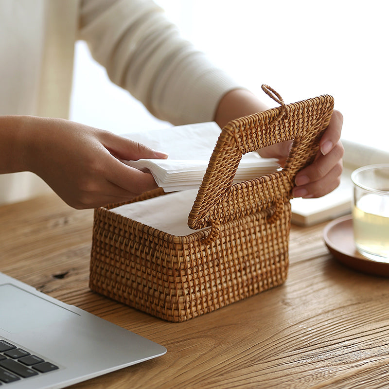 WillowNest Rattan Tissue Box Håndvevd Naturlig Eleganse | Luvikno