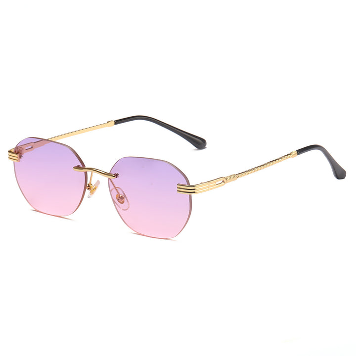 Dame moteriktig geometrisk solbrille med dekorativ metallegering Luvikno