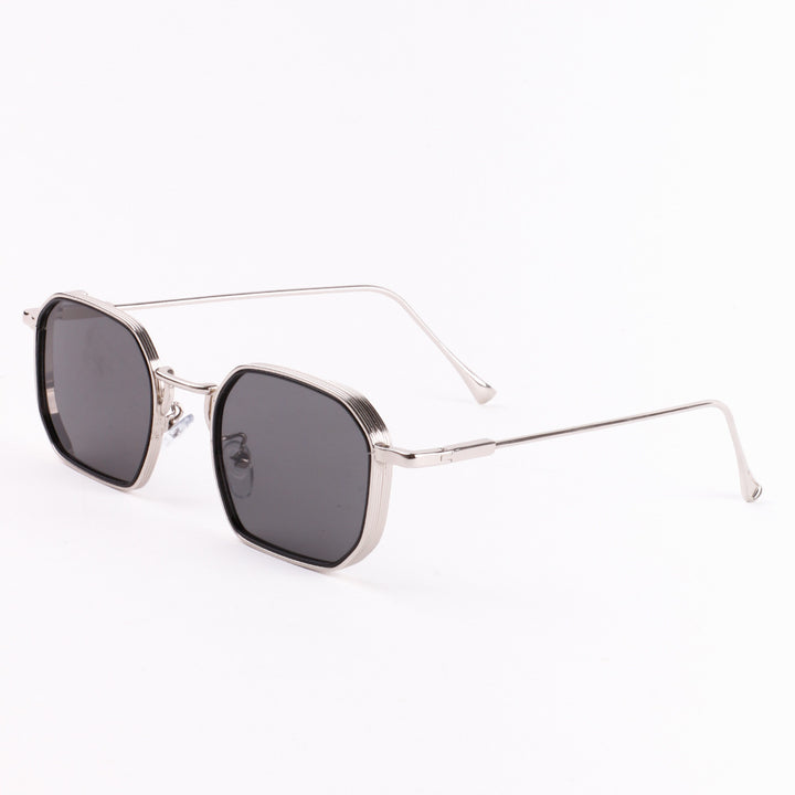 Dame moteriktig solbrille med stilfull, firkantet ramme og UV-beskyttelse Luvikno