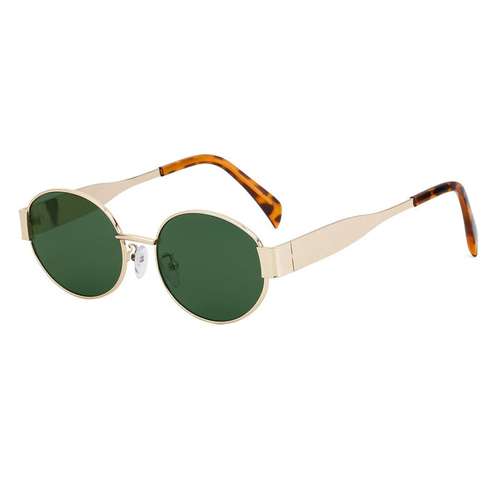 Dame moteriktig solbrille i elegant oval design Luvikno