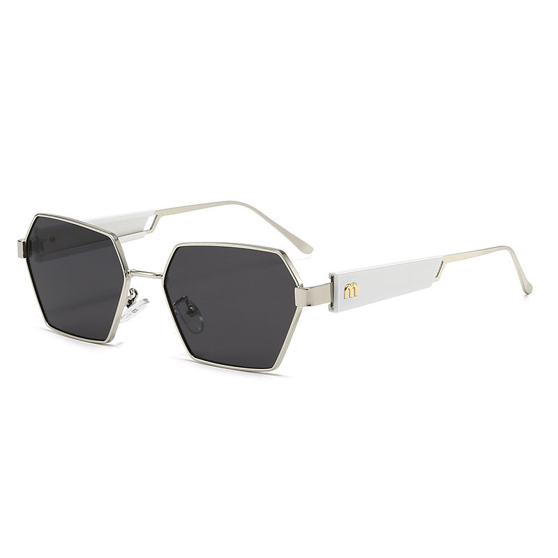 Dame Hexagon solbrille med luksuriøse metallakenter Luvikno