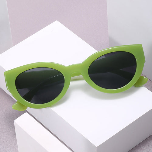 Dame moteriktig firkantet solbrille med speilende glass Luvikno