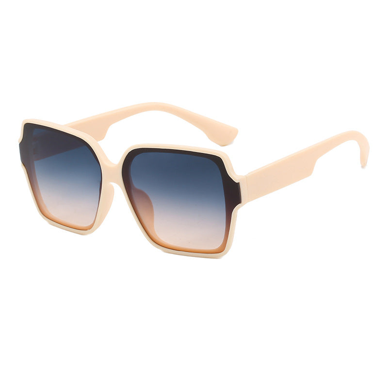 Dame kvadratisk solbrille med unik, stilfull ramme Luvikno
