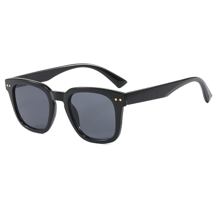 Dame Firkantet Solbrille med moderne gjennomsiktig ramme og UV-beskyttelse Luvikno