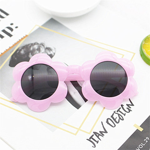 Dame solbrille i leken blomsterdesign Luvikno