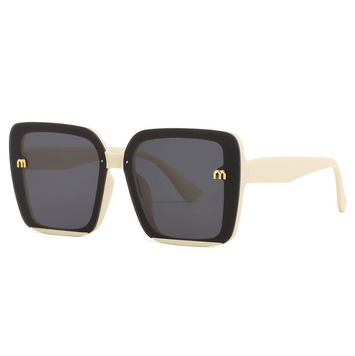 Dame kvadratisk solbrille med elegant ramme Luvikno