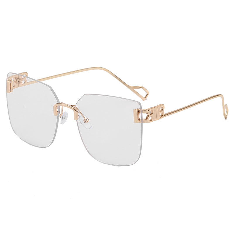 Dame elegant firkantet solbrille med gullfarget metalramme Luvikno
