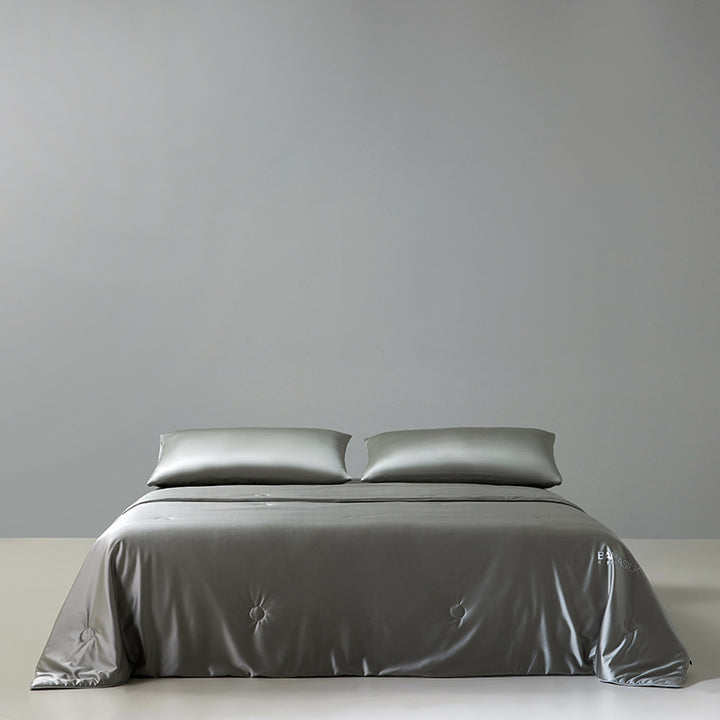 Damer Luksuriøs Satin Dyne med elegant knappestruktur Luvikno