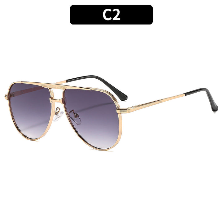 Dame solbrille i elegant pilotdesign Luvikno