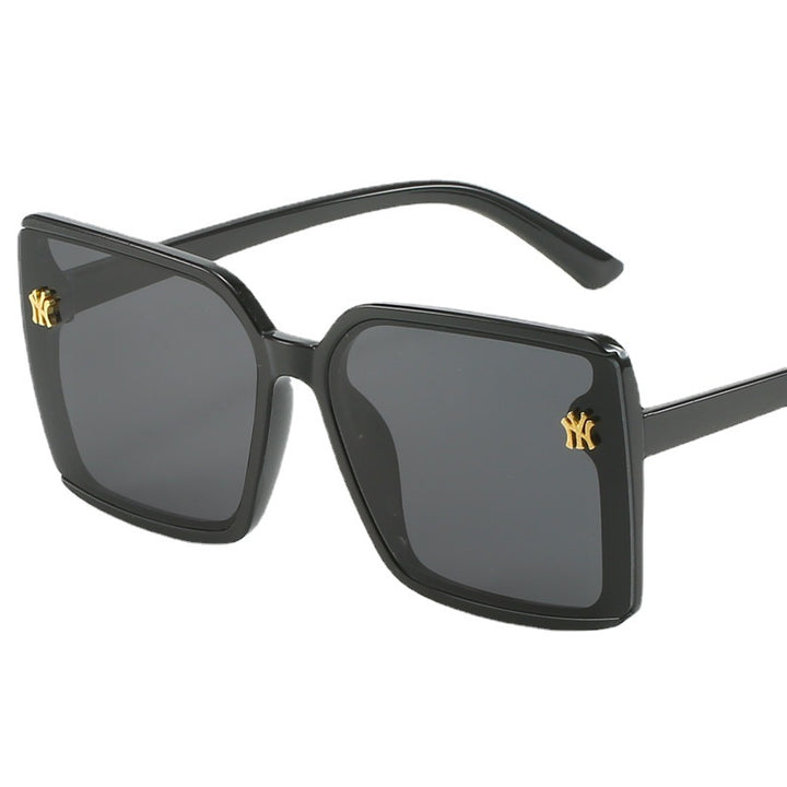 Dame Oversized-solbriller med elegante glass Luvikno
