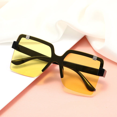 Damer Motemessig Oversized-solbriller med futuristisk design Luvikno