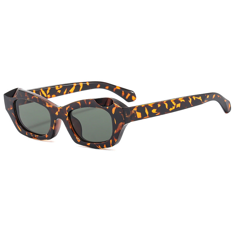 Dame Motemer Solbrille med markant design og UV-beskyttelse Luvikno