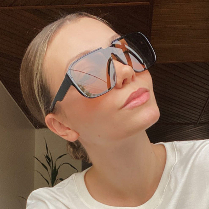 Dame trendy firkantet solbrille med gjennomsiktig, grønn ramme og beskyttende UV-filter Luvikno