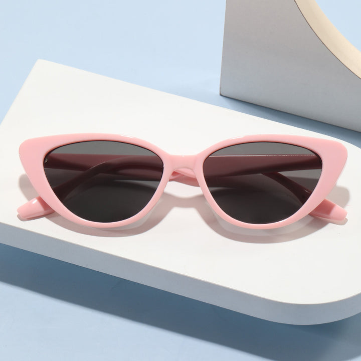 Dame moderne Cat-Eye solbrille med UV-beskyttelse og edel ramme Luvikno