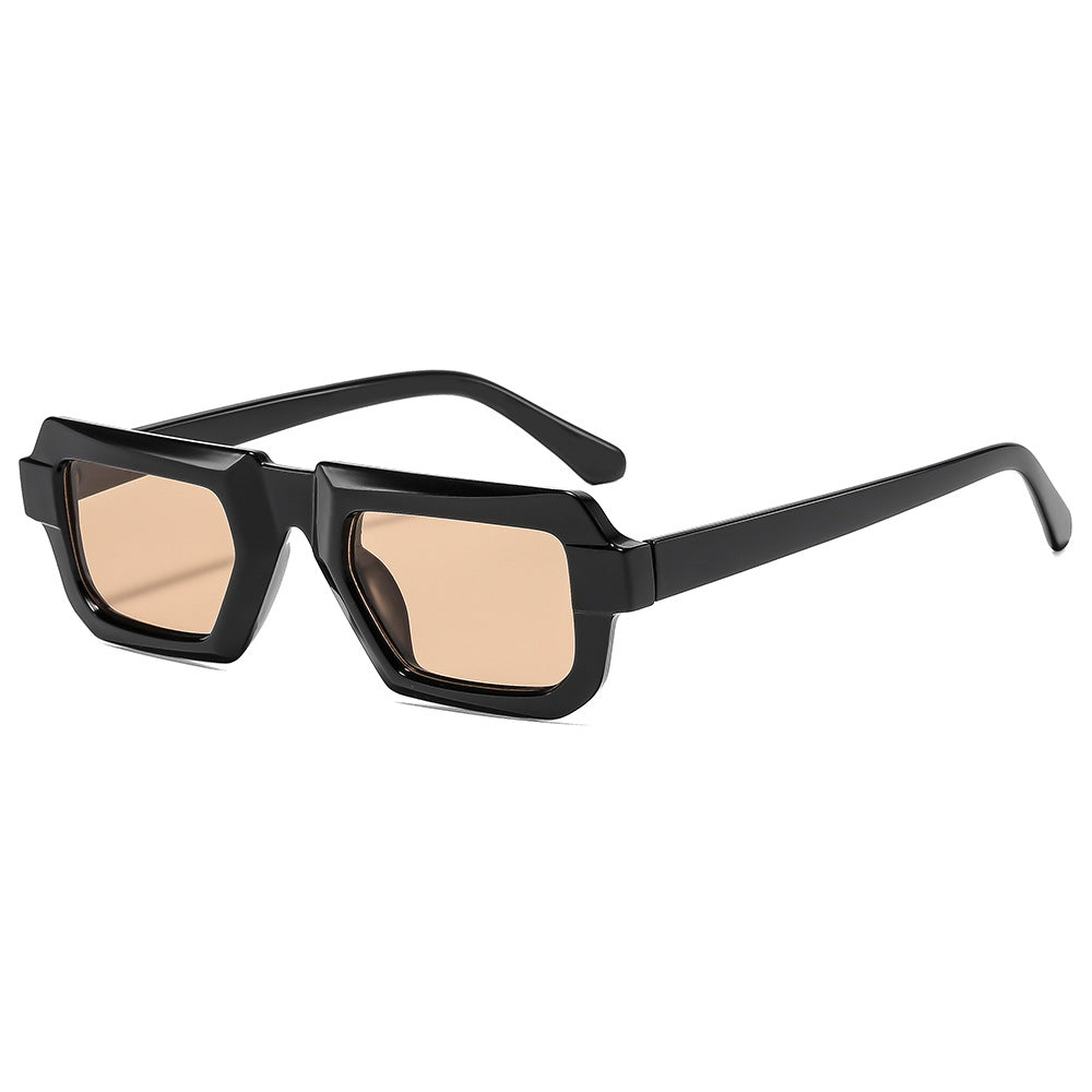 Dame moteriktig solbrille i trendy skilpaddedesign Luvikno