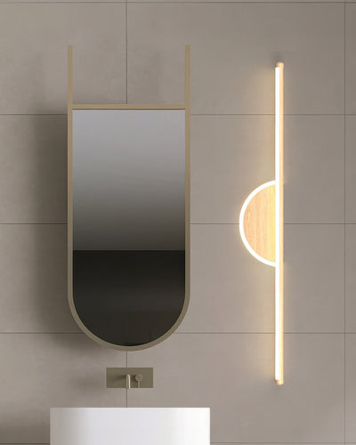 Luvikno | Moderne Vegglampe laget av Trebue