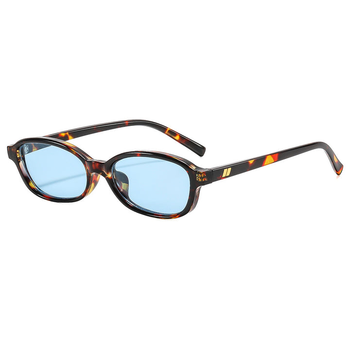 Dame fashionable solbriller i stilren oval design med UV-beskyttelse Luvikno