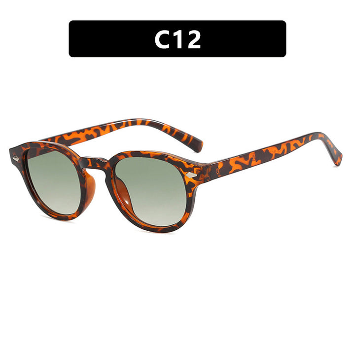 Dame moteriktig solbrille i elegant stil Luvikno