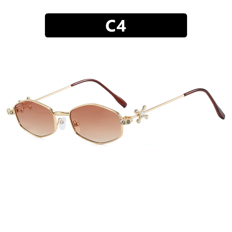 Dame solbrille med elegante akenter og UV-beskyttelse Luvikno