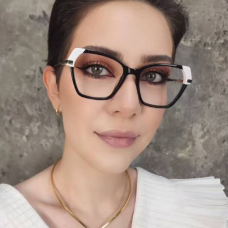 Dame kvadratisk solbrille med elegant metallramme og beskyttende UV-filter Luvikno