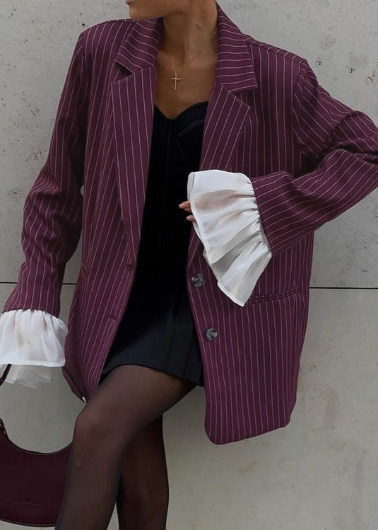 Luvik | Stripete blazer med uttal strikkegenser