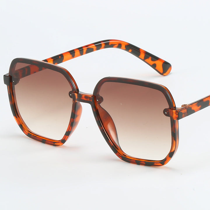 Dame geometrisk solbrille i moderne design Luvikno