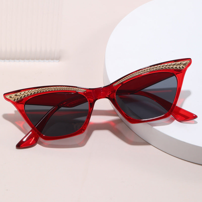 Dame Cat-Eye solbrille med luksuriøs detalj Luvikno