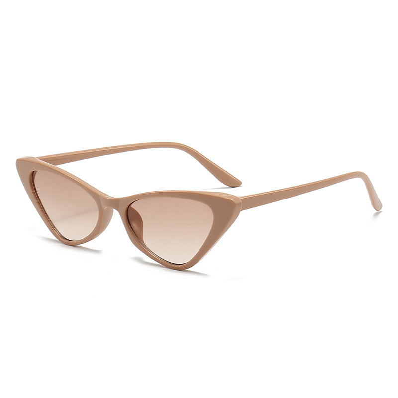 Dame stilige Cat-Eye solbriller med glanset plastramme Luvikno