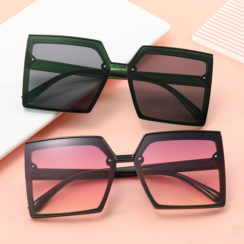 Damer moteriktige oversized solbriller med geometrisk design Luvikno