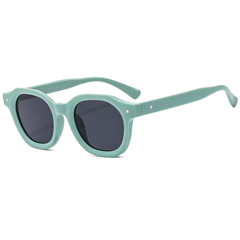 Dame moderne retro-solbriller med unik design Luvikno