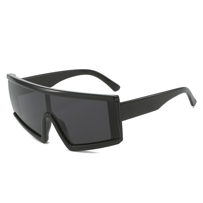 Kvinner Sporty solbriller med bred, ripebestandig linse og UV-beskyttelse Luvikno