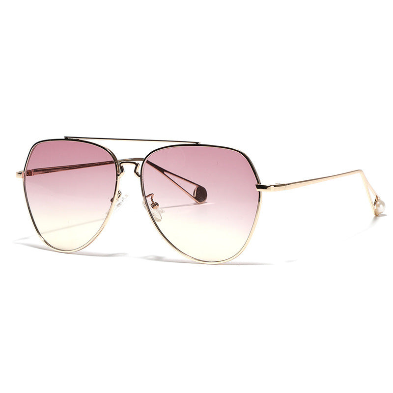 Dame aviator solbriller med polariserte linser og elegant metallramme Luvikno