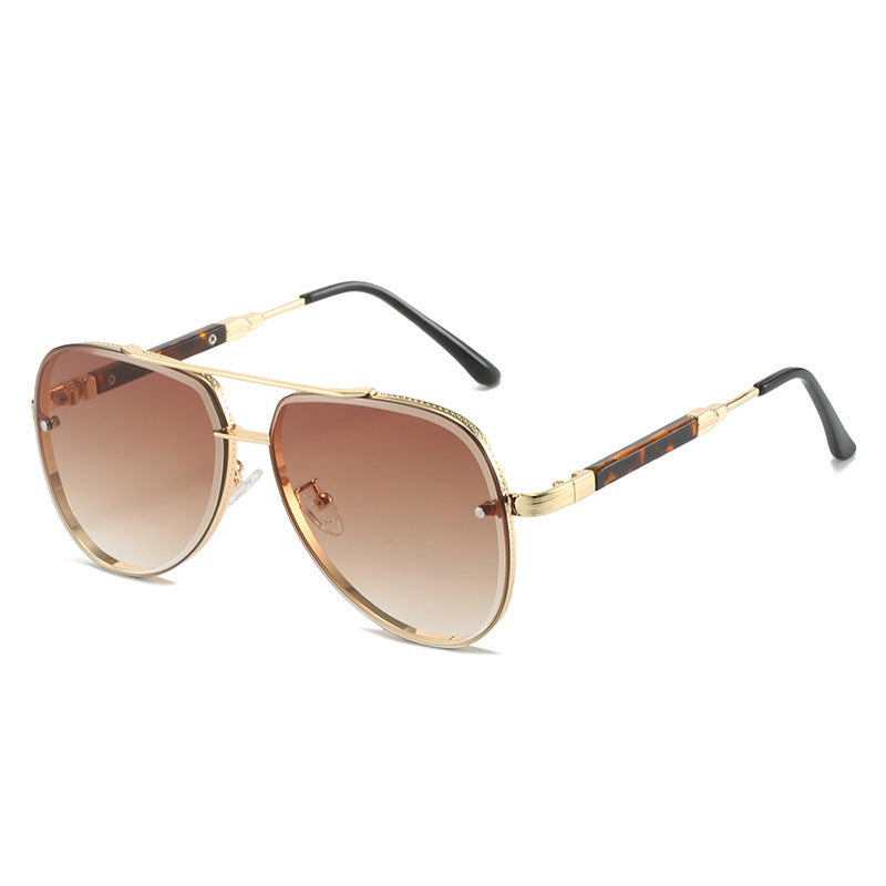 Dame Aviator solbriller med stilfull gradientbeskyttelse Luvikno