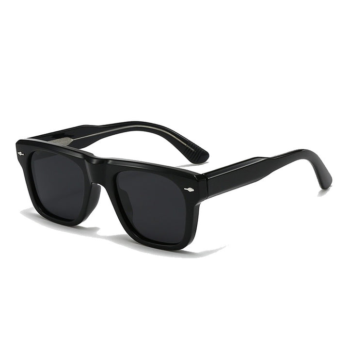 Dame Motefull solbrille i moderne kvadratisk design Luvikno