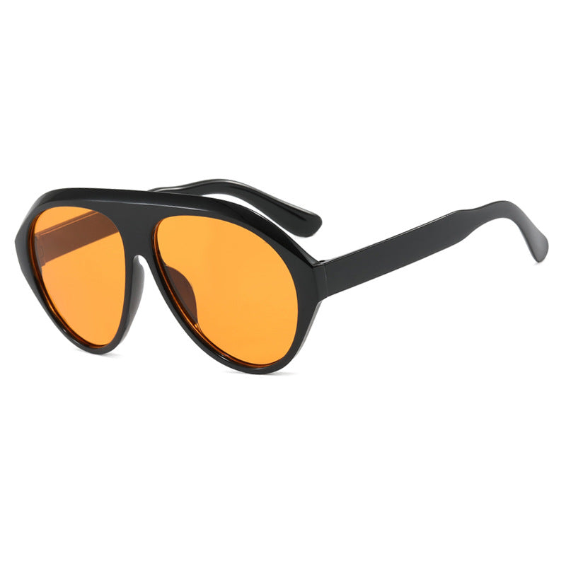 Damer oversized solbriller med stilfull design og beskyttende UV-filter Luvikno