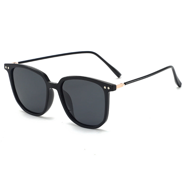 Dame moteriktig oversized solbrille med robust ramme og UV-beskyttelse Luvikno