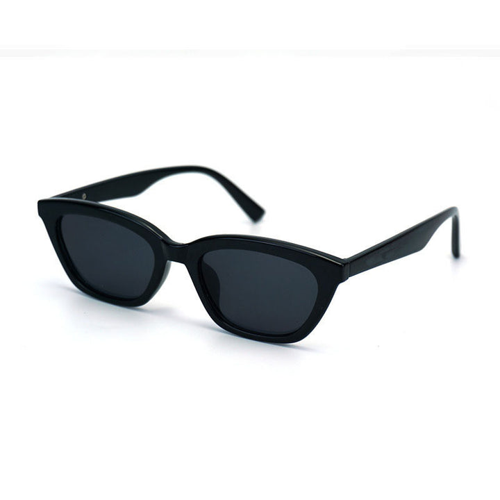 Damer Modische Cat-Eye Solbrille med elegant transparent ramme Luvikno