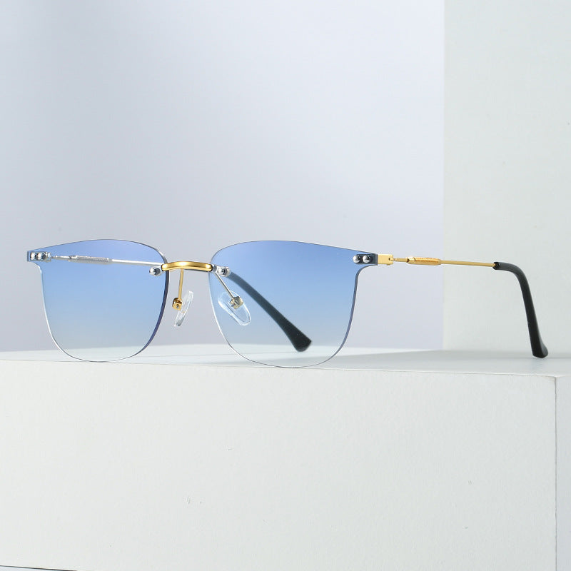 Damer stilige Geometric-solbriller med moderne glaselementer Luvikno