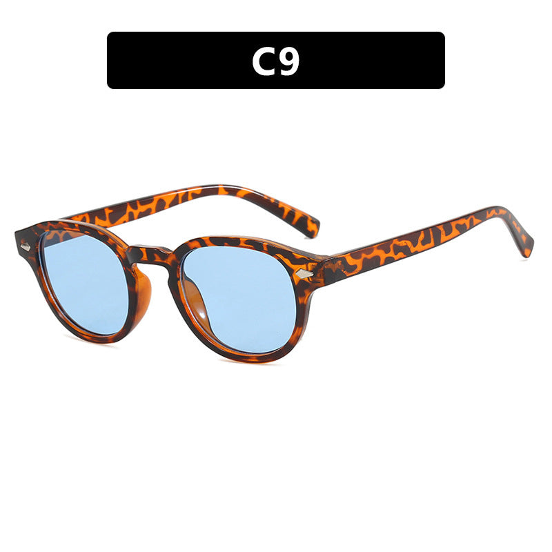 Dame moteriktig solbrille i elegant stil Luvikno