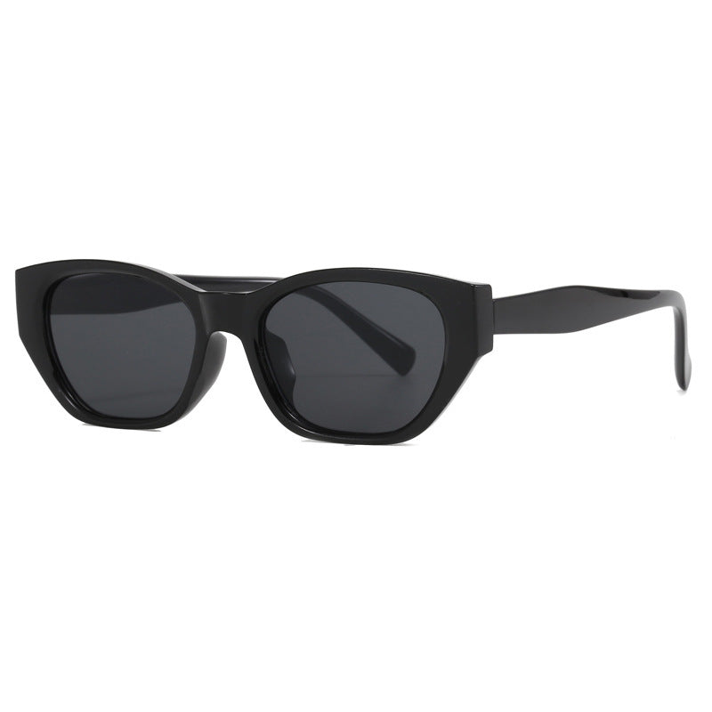 Dame Cat-Eye solbriller med transparent, geometrisk ramme Luvikno