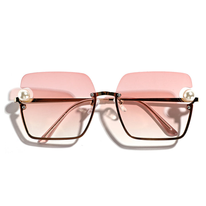 Dame firkantet solbrille med elegant gjennomsiktig ramme Luvikno
