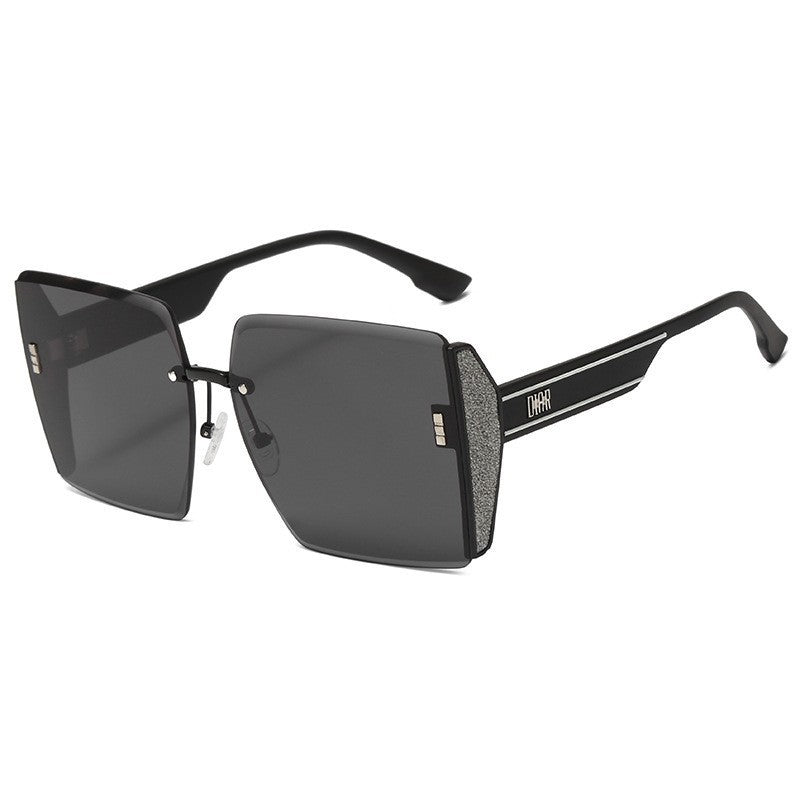 Dame Oversized solbrille med stilfull firkantet ramme Luvikno
