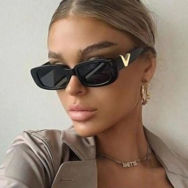 Dame moterik solbrille med markant trykk Luvikno