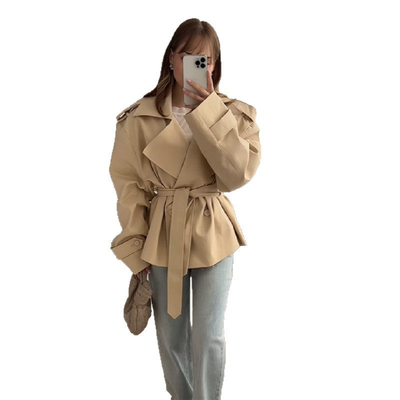 Luvik | Damer Modisk Trenchcoat med innsnitt og belte