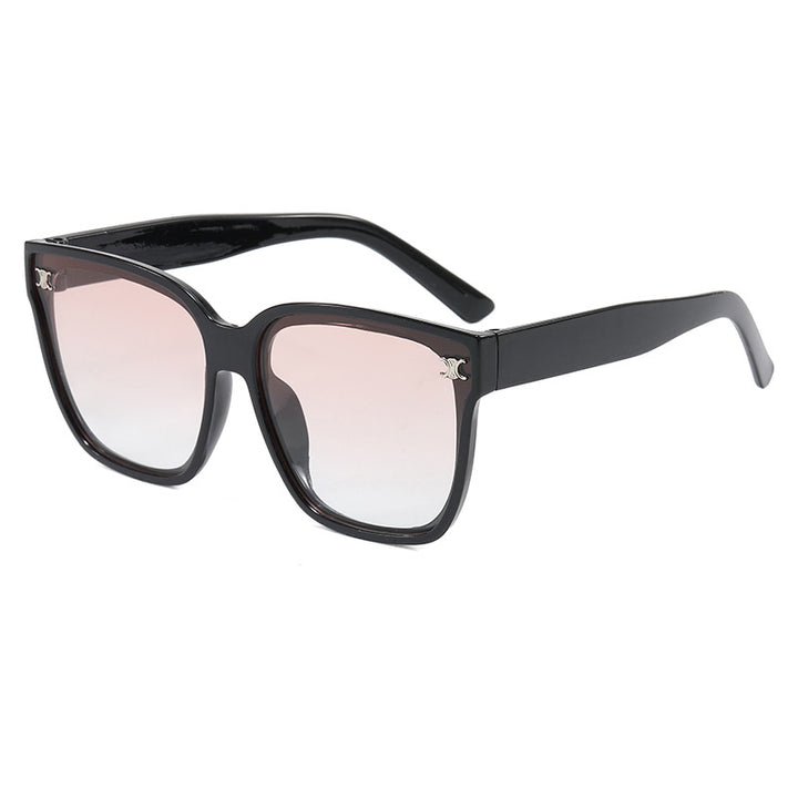 Dame moteriktig oversized solbrille med rhombiske glass Luvikno