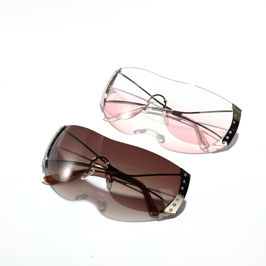 Dame futuristisk solbrille med stilfull ramme og høygradig UV-beskyttelse Luvikno